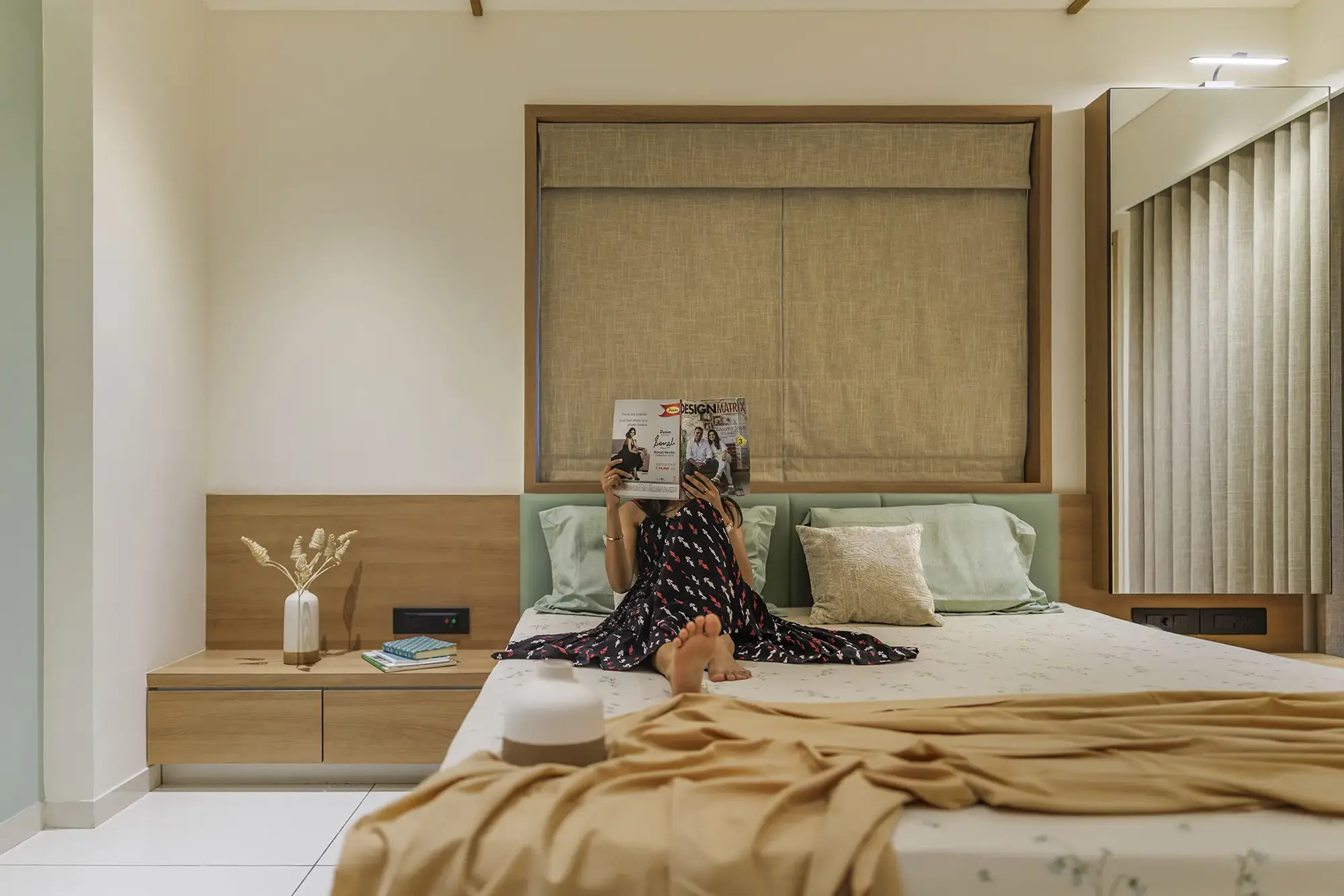 VRAJ – MODERN RESIDENCE 15 Modern Interior Design Rajkot – VRAJ Bedroom