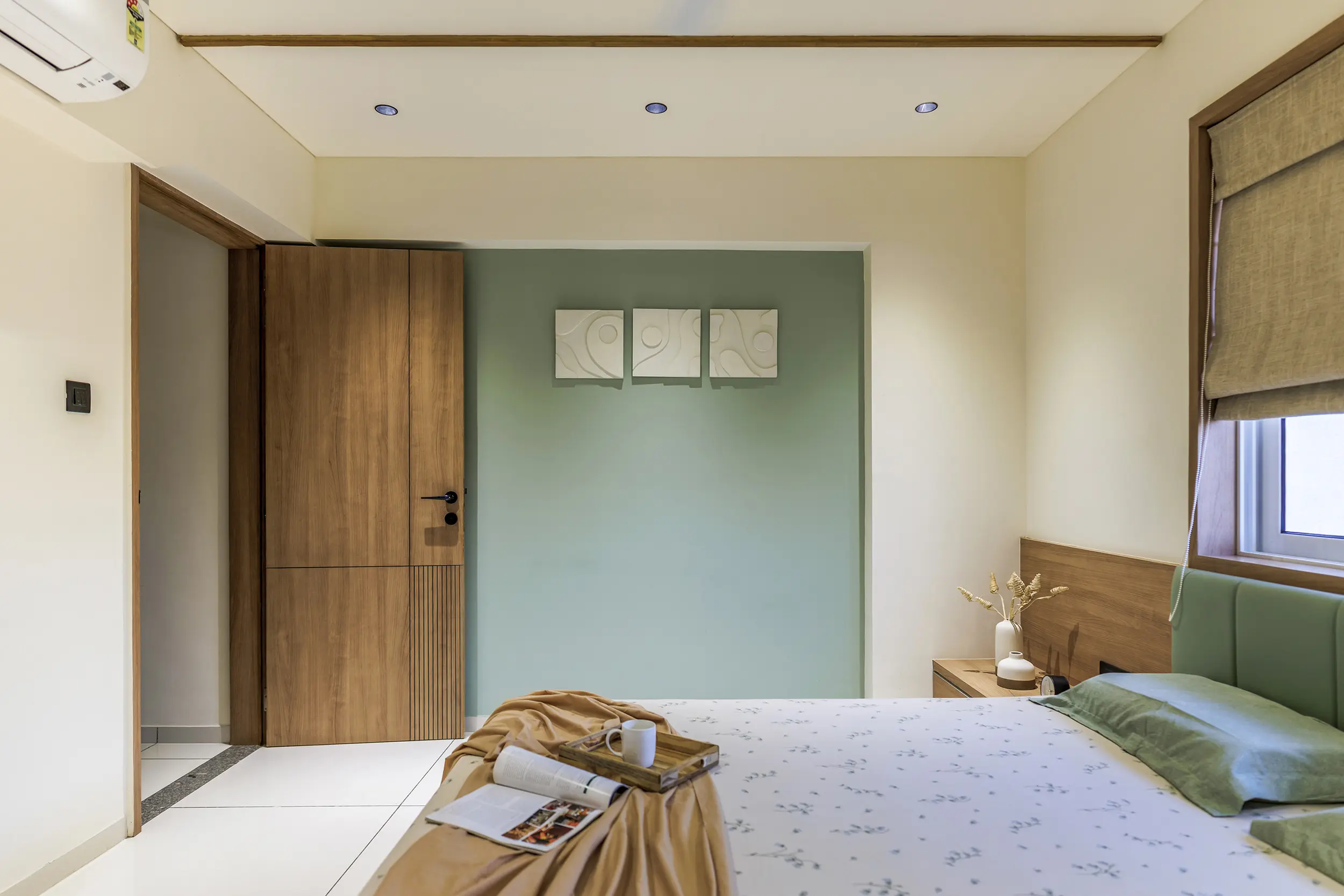VRAJ – MODERN RESIDENCE 17 Modern Interior Design Rajkot – VRAJ Residence Bedroom