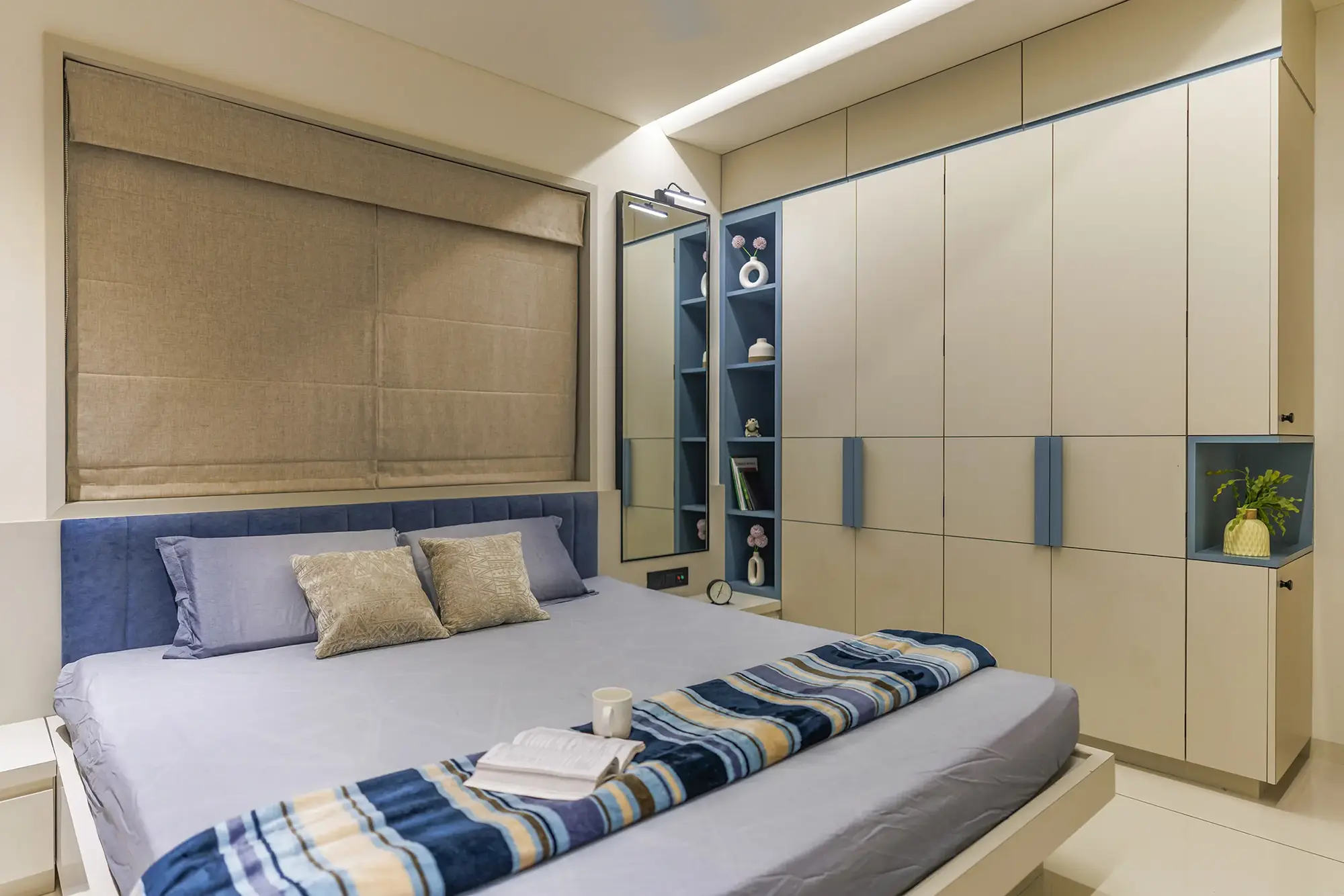 VRAJ – MODERN RESIDENCE 14 Modern Interior Design Rajkot – VRAJ Master Bedroom